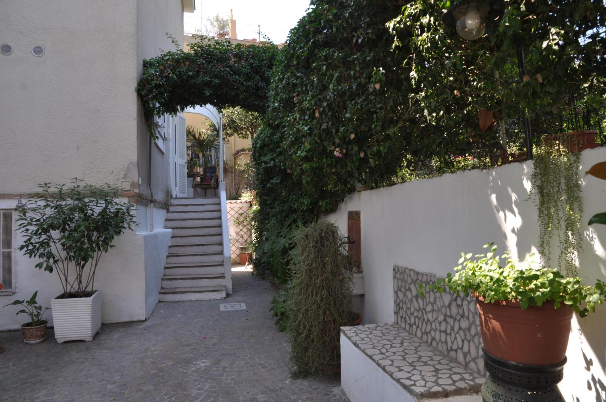 Residenza Le Rose Villa D'Arte Napoli Dış mekan fotoğraf